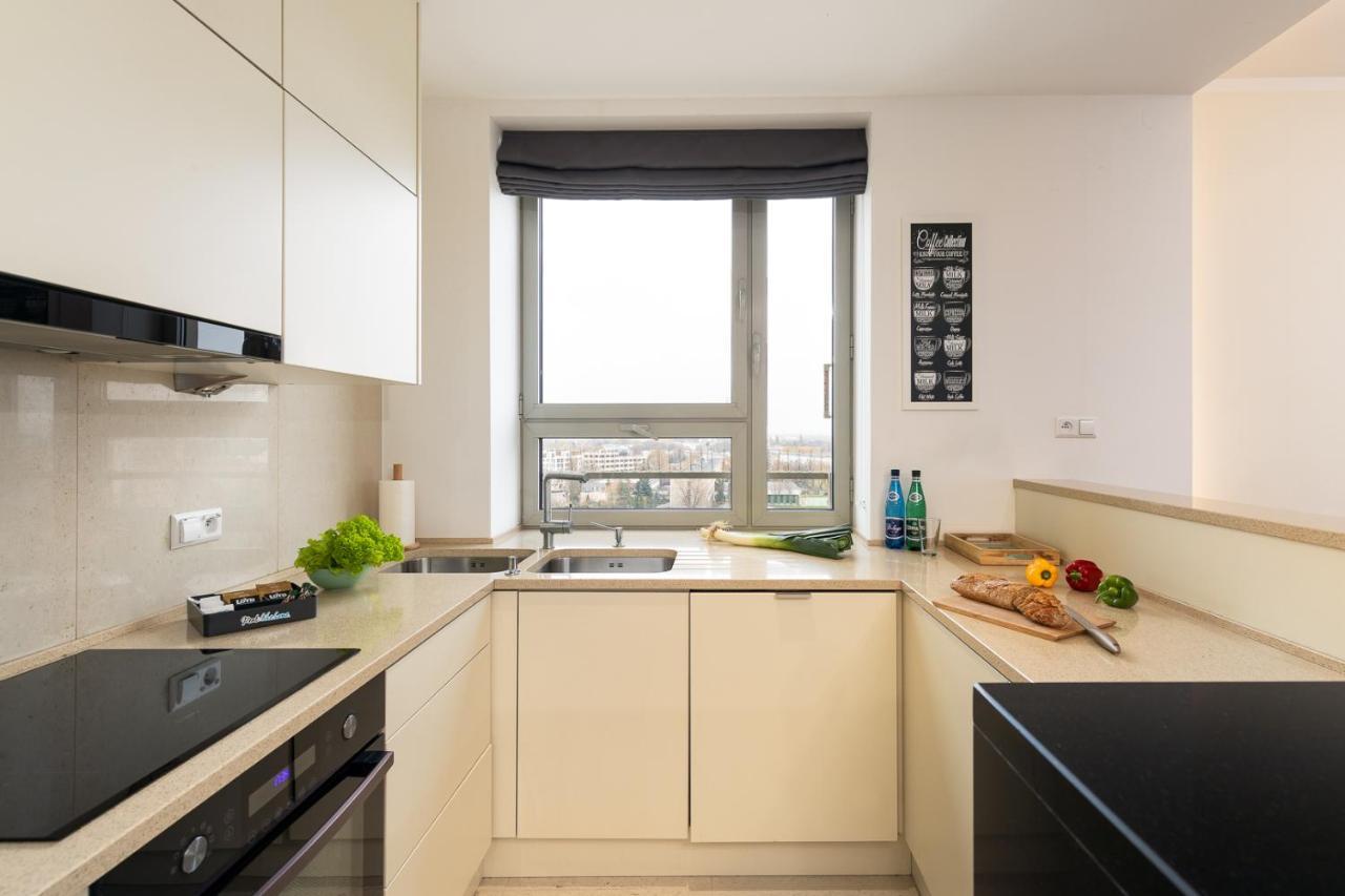 Apartment Slominskiego 5 II With Balcony By Noclegi Renters Warszawa Eksteriør bilde